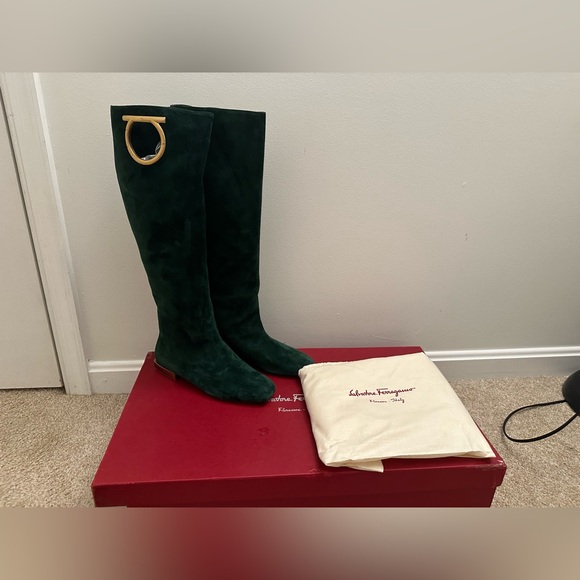 New Salvatore Ferragamo Women Avio Green Suede Knee Boots 6.5C - Picture 3 of 7